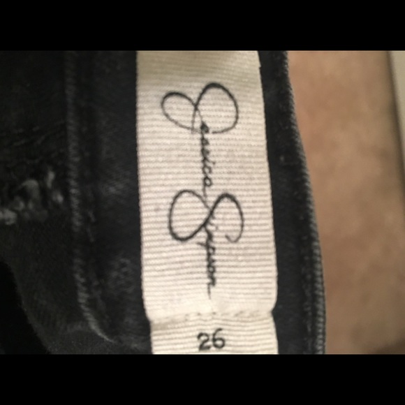 Jessica Simpson - Picture 2 of 2